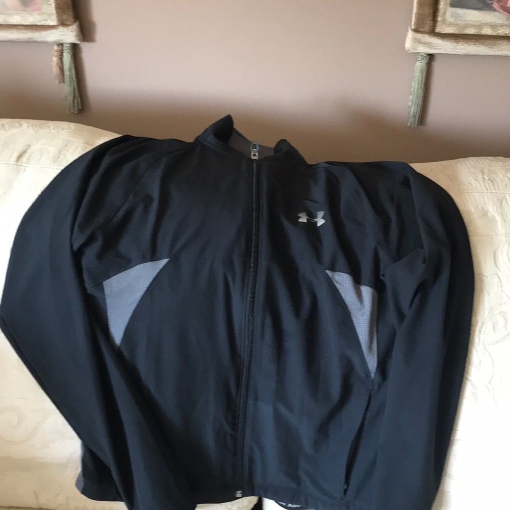 Men’s Small Under Armour light Jacket